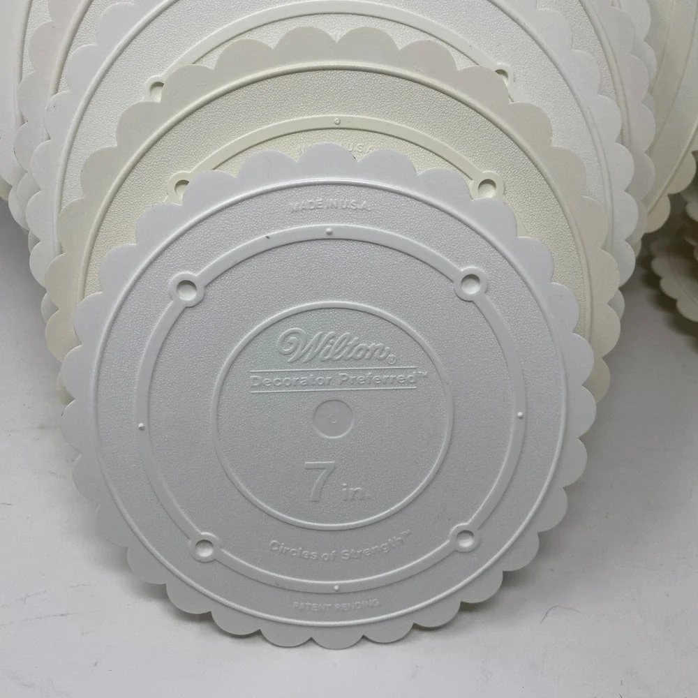 Vtg 23-Set Wilton 18